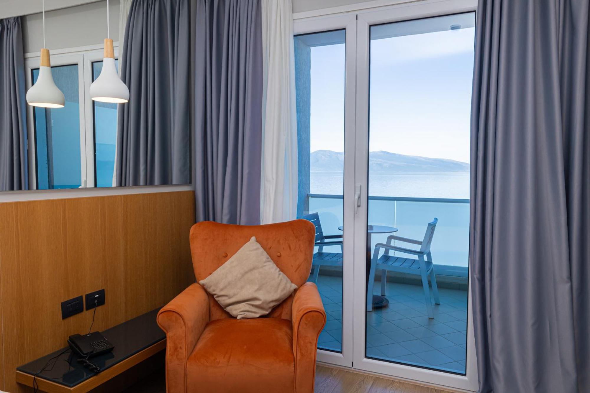 Duka Hotel Vlorë 외부 사진