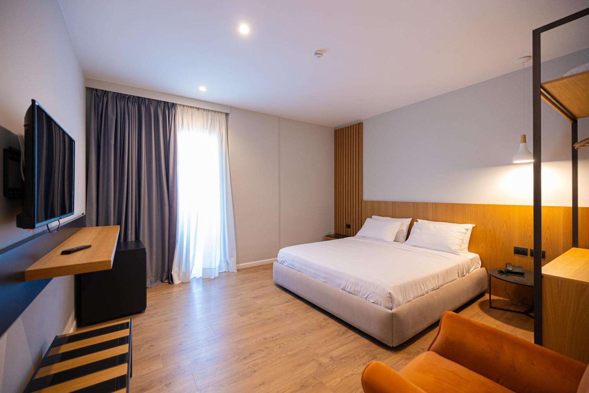 Duka Hotel Vlorë 외부 사진