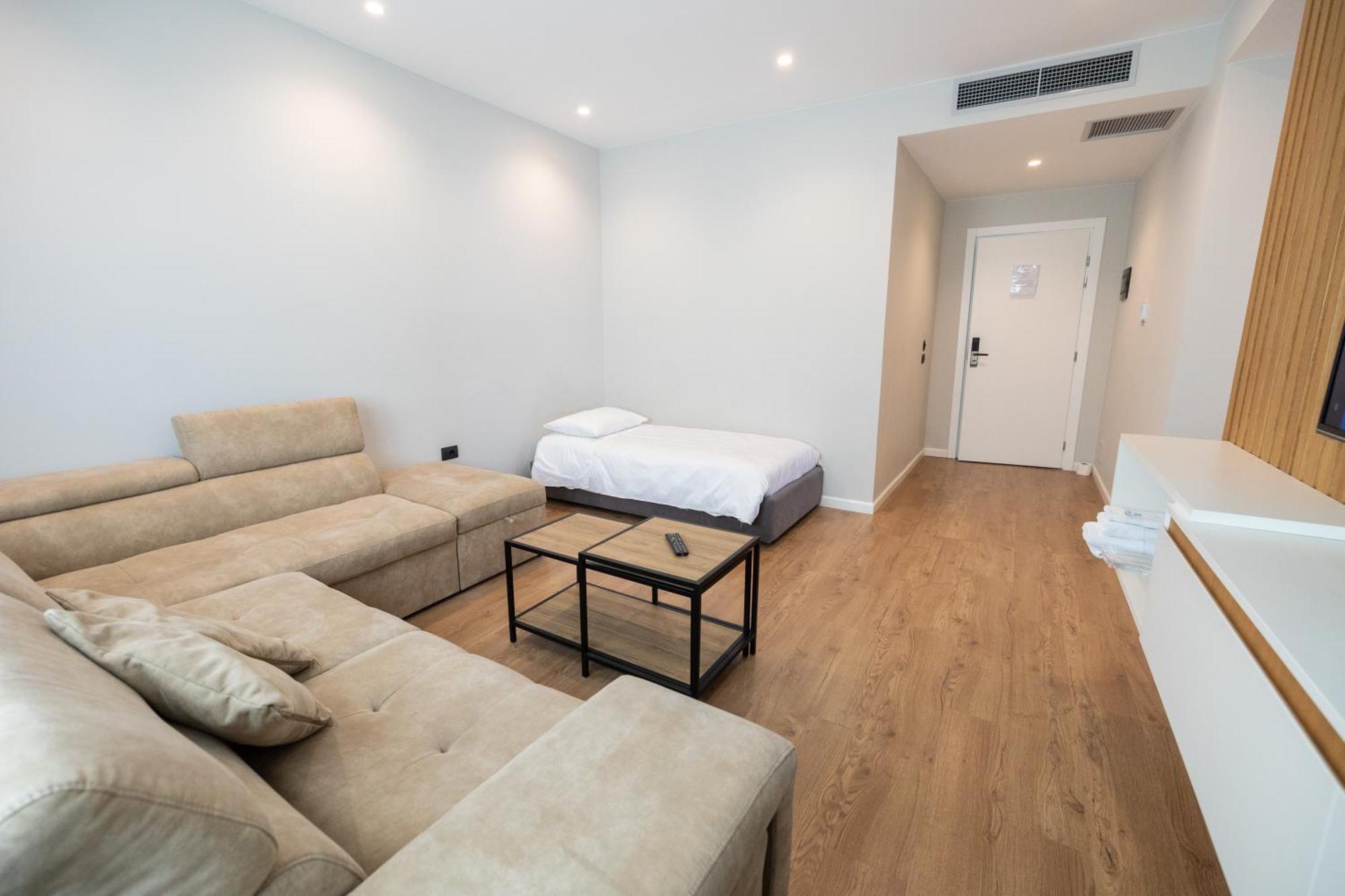 Duka Hotel Vlorë 외부 사진